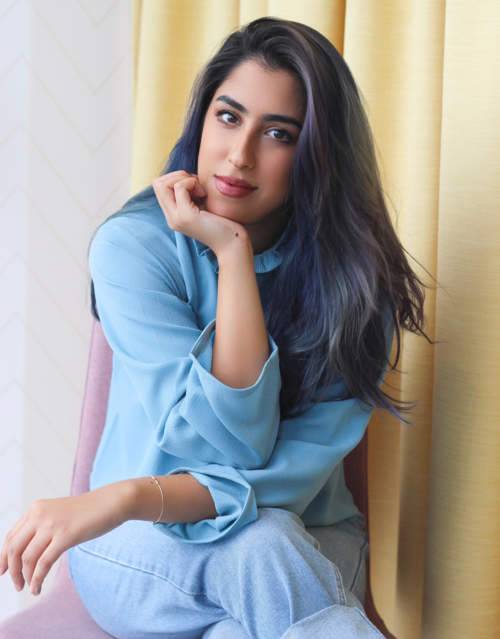 الأزياء من وحي المرسم والبيئة